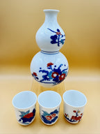 Sake jar set (with 3 cups) (NABEJIMA-YAKI) 鍋島焼き