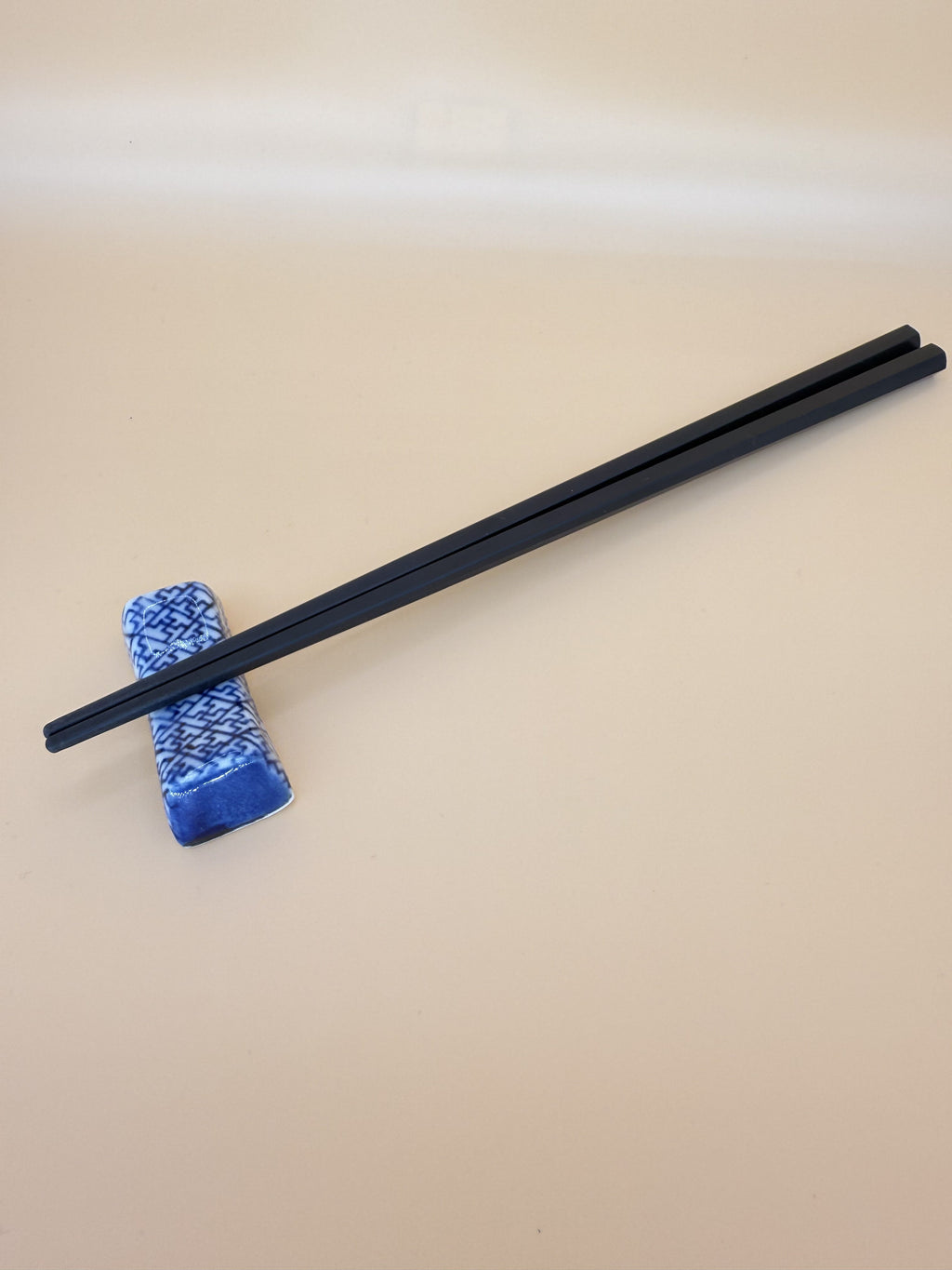 Chopsticks rest