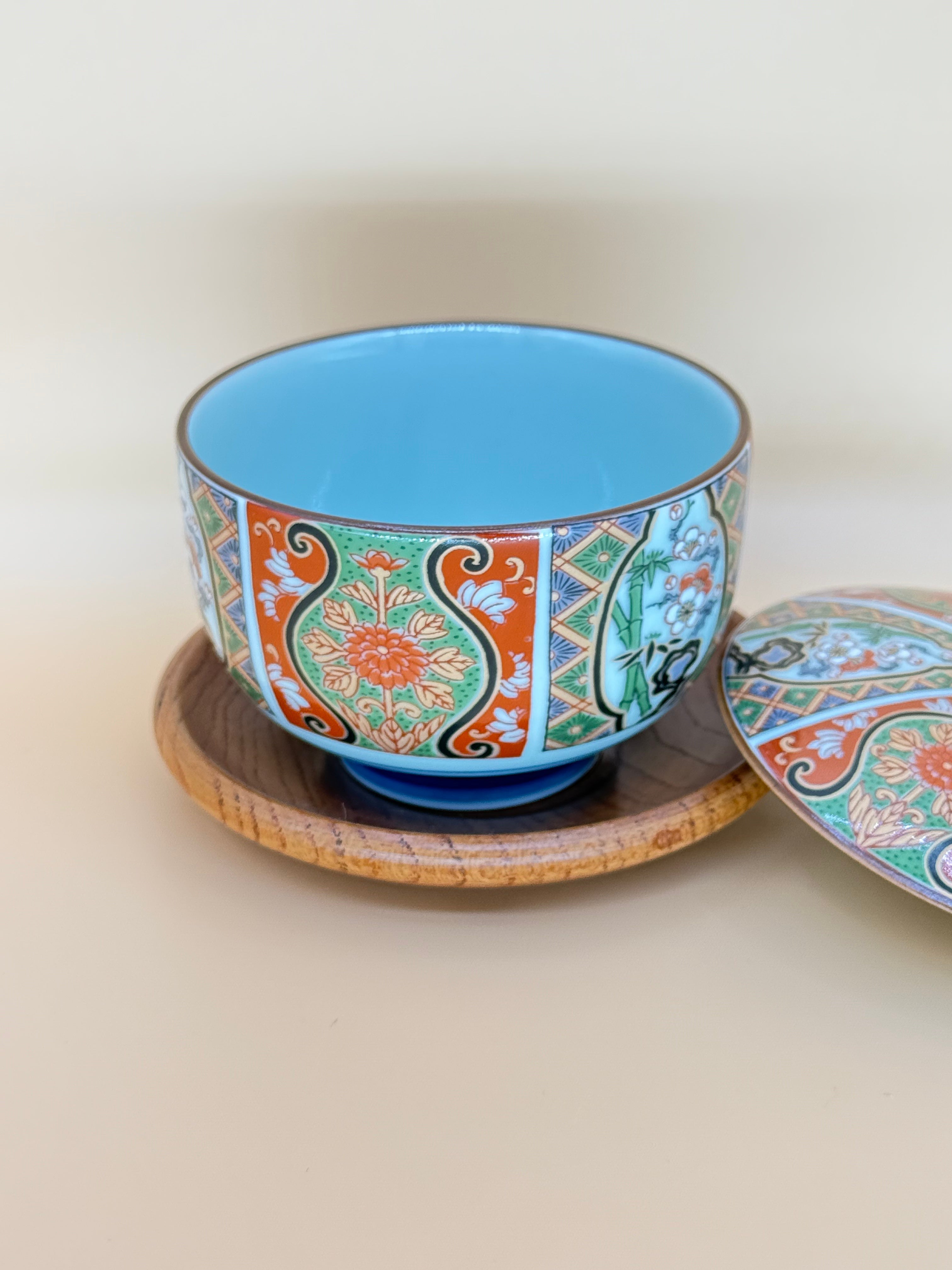 Japanes Tea cup with lid