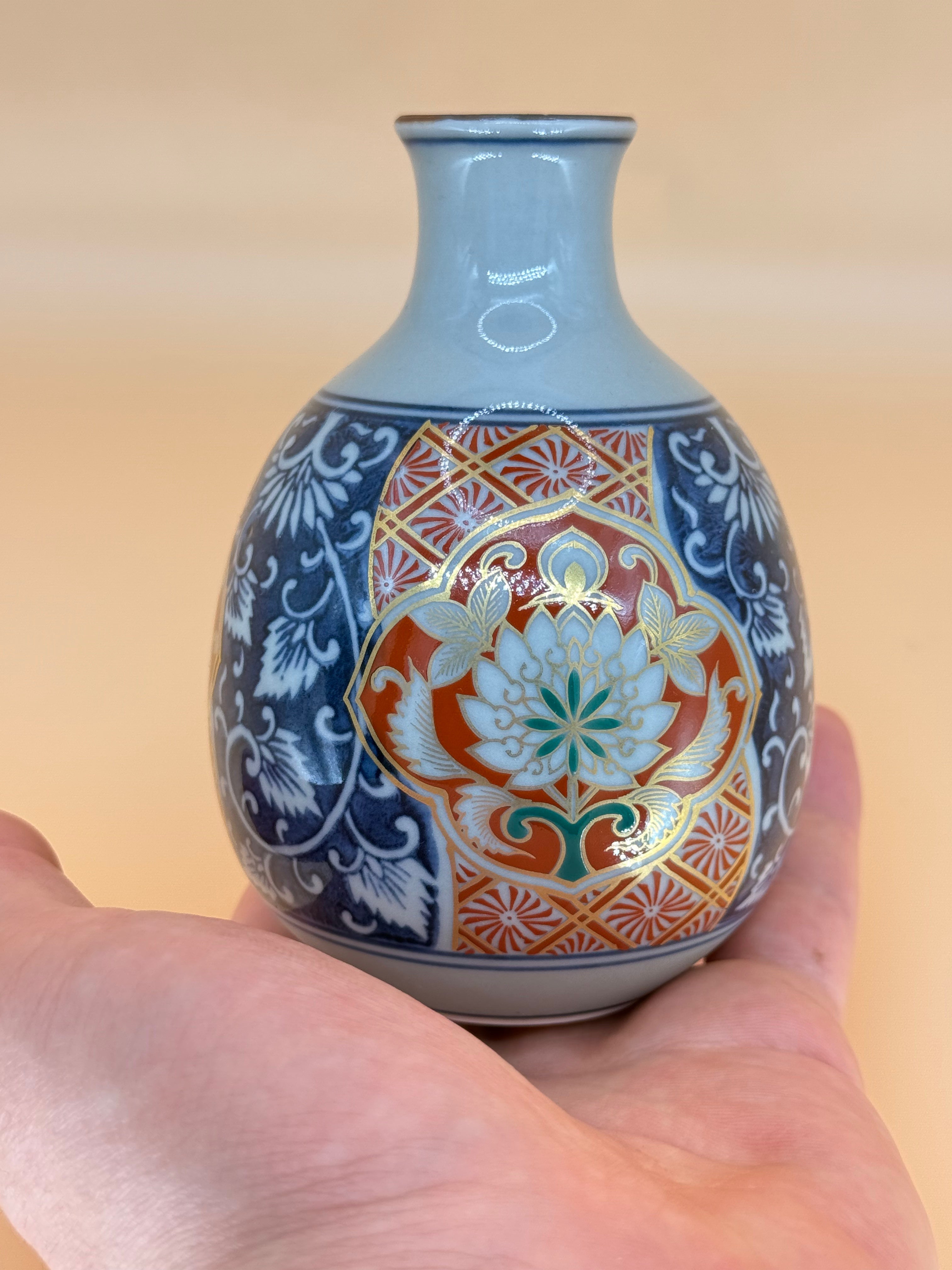 Sake Jar set with 2 cups