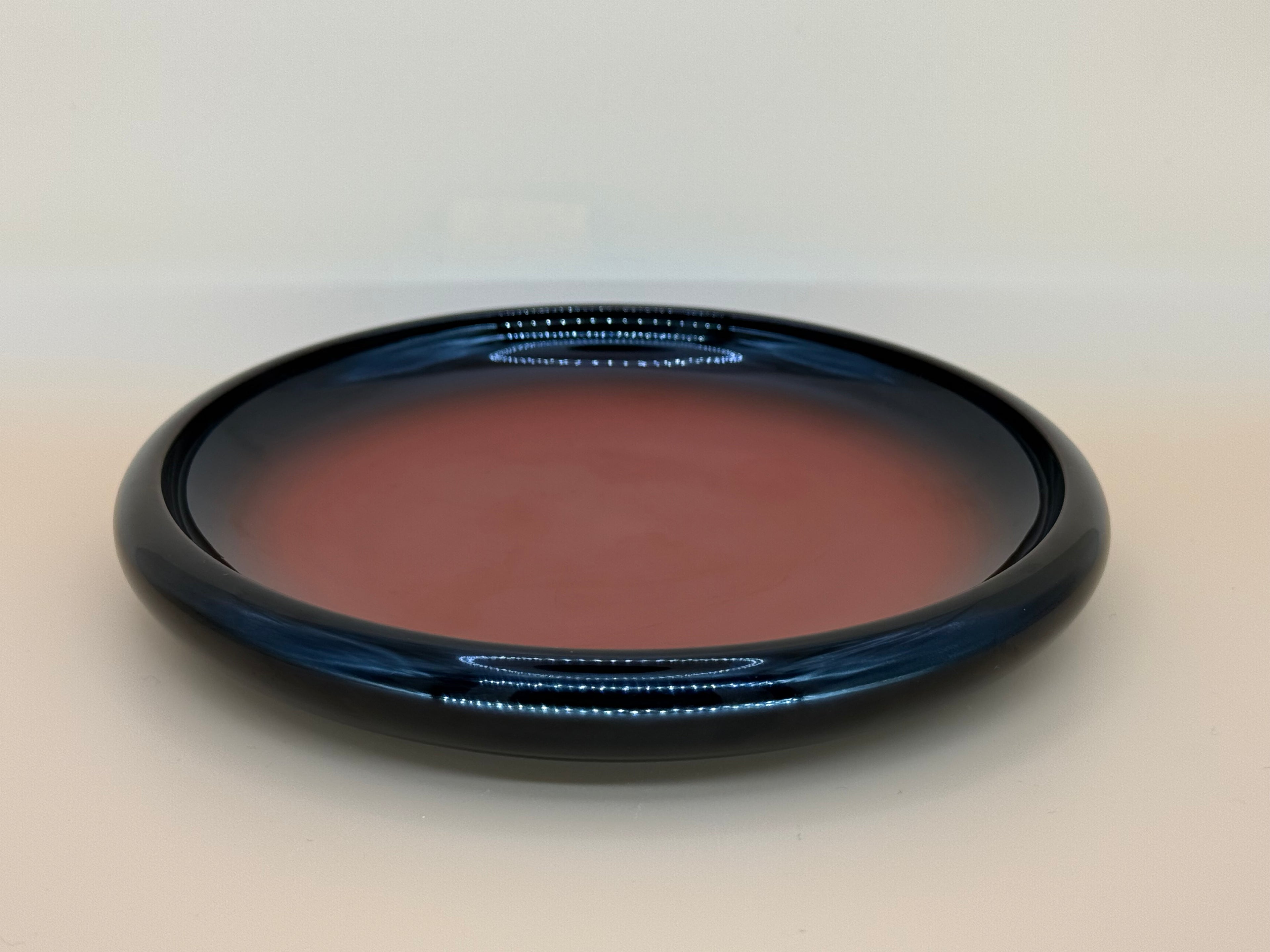 Lacquered Serving Tray – Vermilion & Midnight Black - 漆塗りお盆
